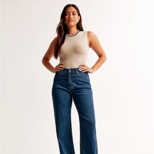 Abercrombie Curve Love High Rise 90s Relaxed Jean
